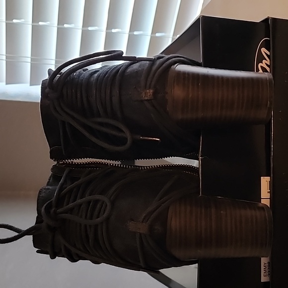 Womens black leather ankle boot size 10 - Picture 6 of 6